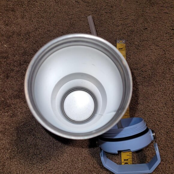 Stanley Iceflow Flip Straw Tumbler in Vibrant Blue - Picture 4 of 8